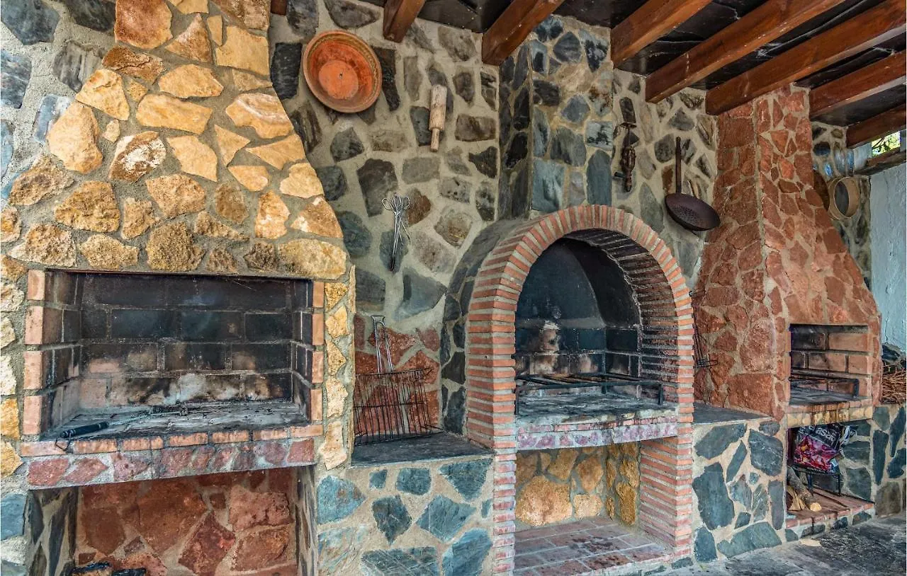 Amazing Home In Mecina Bombaron With Wifi Holiday home